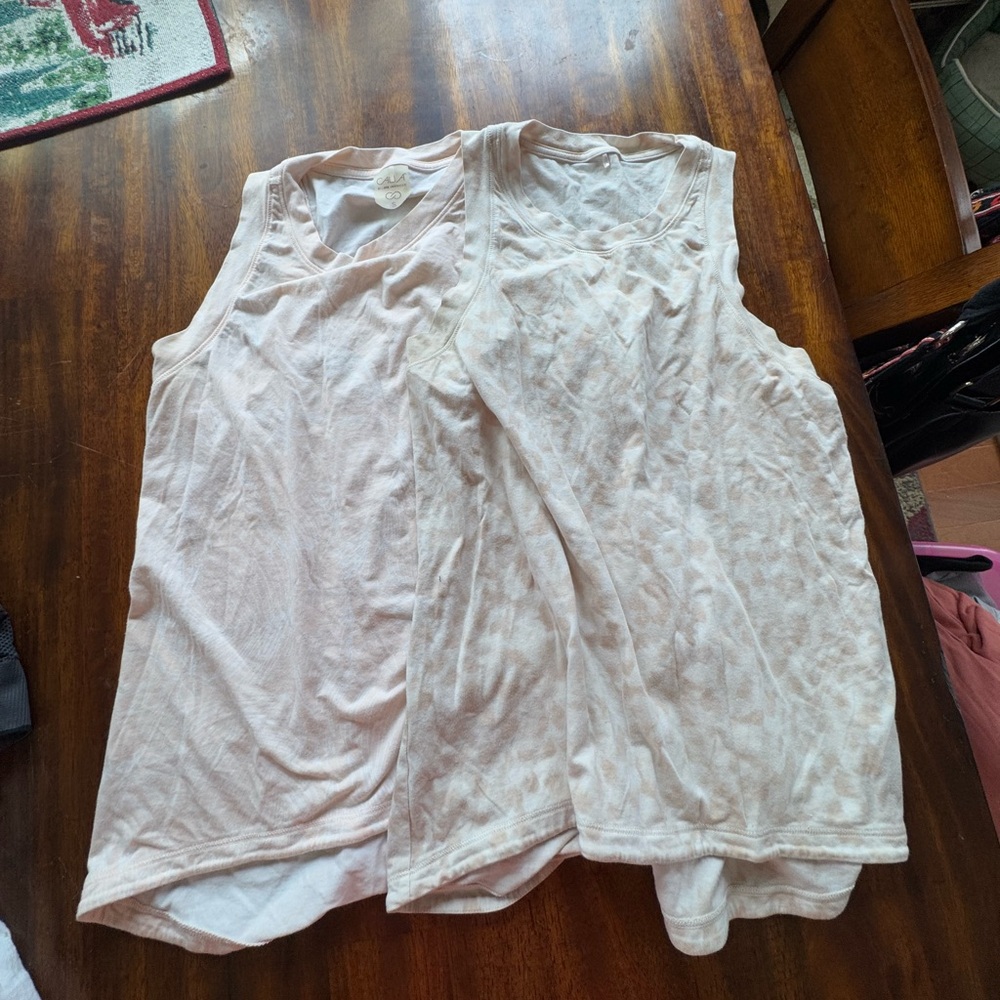 2 calia flow tank tops